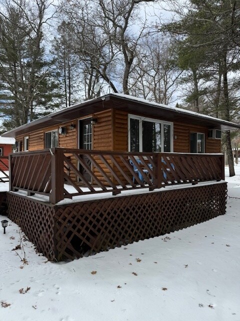 1432 Cottage Row in Saint Germain, WI - Building Photo