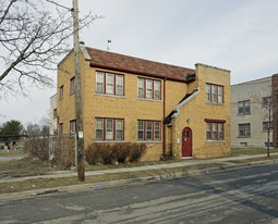 3273 N 17th St Apartments