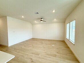 30751 Wicklow Gdns Dr in Fulshear, TX - Building Photo - Building Photo