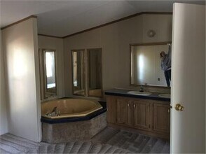 8697 Wide Rd in Tallahassee, FL - Building Photo - Building Photo