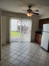1233 Marywood Ct, Unit 1233 in Aurora, IL - Building Photo - Building Photo
