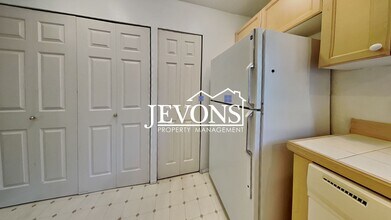 25235 SE Klahanie Blvd in Issaquah, WA - Building Photo - Building Photo