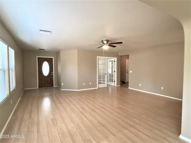 4018 E Tether Trail in Phoenix, AZ - Building Photo - Building Photo