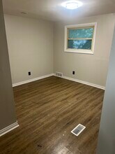 51 Avon St, Unit Left Side in Blasdell, NY - Building Photo - Building Photo