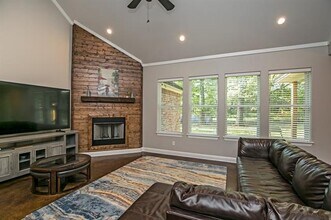 18310 Timber Oaks Dr in Lindale, TX - Building Photo - Building Photo