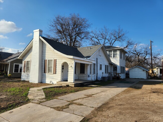 519 Topeka Blvd in San Antonio, TX - Building Photo - Building Photo