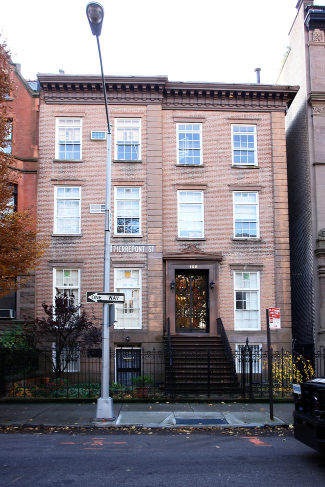 108 Pierrepont St in Brooklyn, NY - Foto de edificio - Building Photo