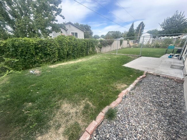 2115 Pleasanton St in Caldwell, ID - Building Photo - Building Photo