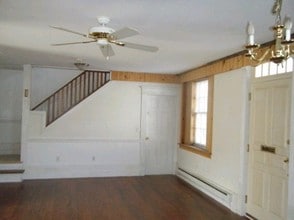 2 S Center St, Unit 56 Elm in Windsor Locks, CT - Building Photo - Building Photo