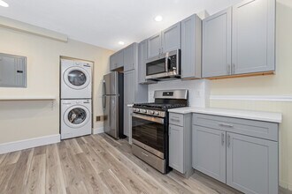 39 Brackett St, Unit 2 in Boston, MA - Building Photo - Building Photo