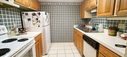1434 Marigold Way in South Bend, IN - Building Photo - Building Photo