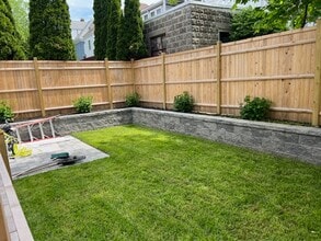 77 Thorndike St in Brookline, MA - Building Photo - Building Photo