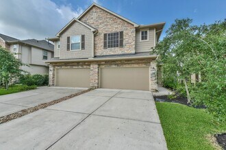 16131 Beachside Pl in Crosby, TX - Building Photo - Building Photo