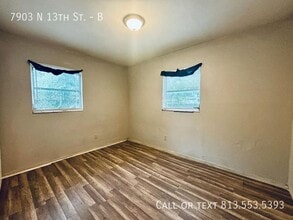 7903 N 13th St in Tampa, FL - Foto de edificio - Building Photo