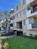 516 S Alexandria Ave in Los Angeles, CA - Building Photo