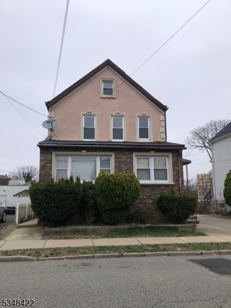 109 Home Pl in Lodi, NJ - Building Photo - Building Photo