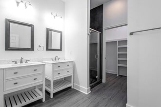 306 S Schiller St in Little Rock, AR - Building Photo - Building Photo