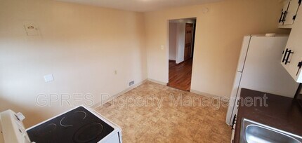 5706-5708-5708 Poketa Rd in Verona, PA - Building Photo - Building Photo