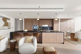 50 West St, Unit 48 in New York, NY - Foto de edificio - Building Photo