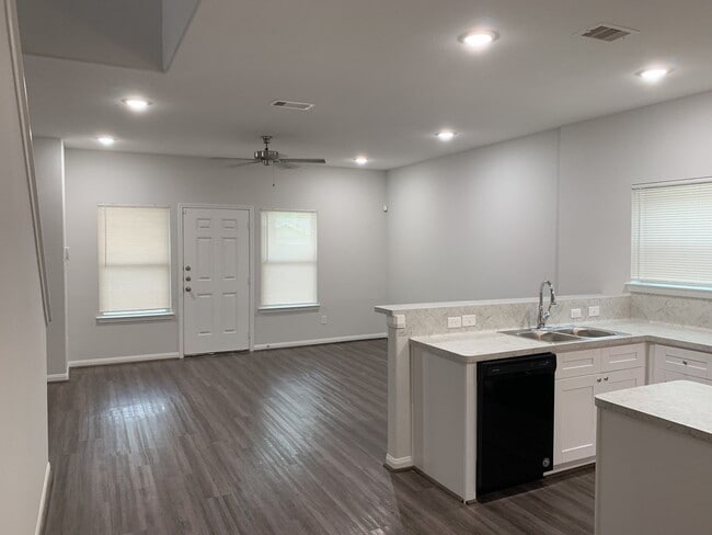 property at 8102 Caddo Rd