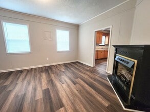 108 Dunklin St in Easley, SC - Building Photo - Building Photo