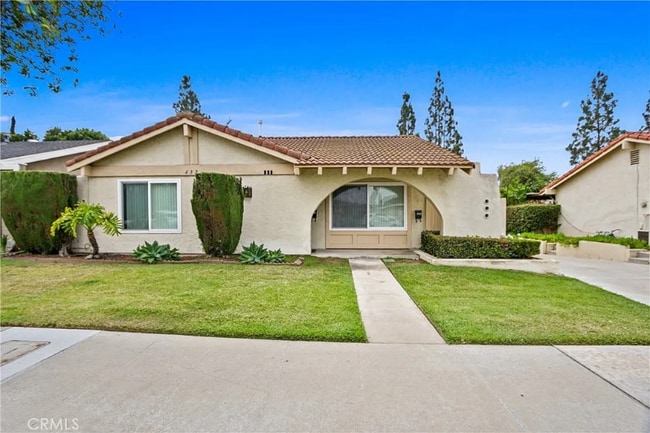 property at 632 E La Veta Ave