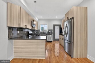 431 W Norris St in Philadelphia, PA - Building Photo - Building Photo