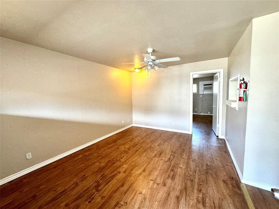 1755 Colquitt St in Houston, TX - Building Photo