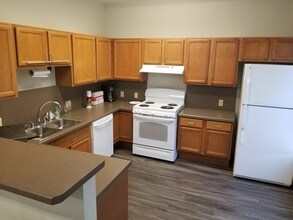 Maple Lawn Apartments in Fitchburg, WI - Foto de edificio - Building Photo