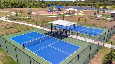12950 Pasture Wds Pl in Lithia, FL - Building Photo - Building Photo