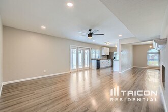 8813 Willowbrook Dr in Rowlett, TX - Building Photo - Building Photo