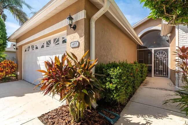 6815 Pleasant Hill Rd in Bradenton, FL - Building Photo - Building Photo