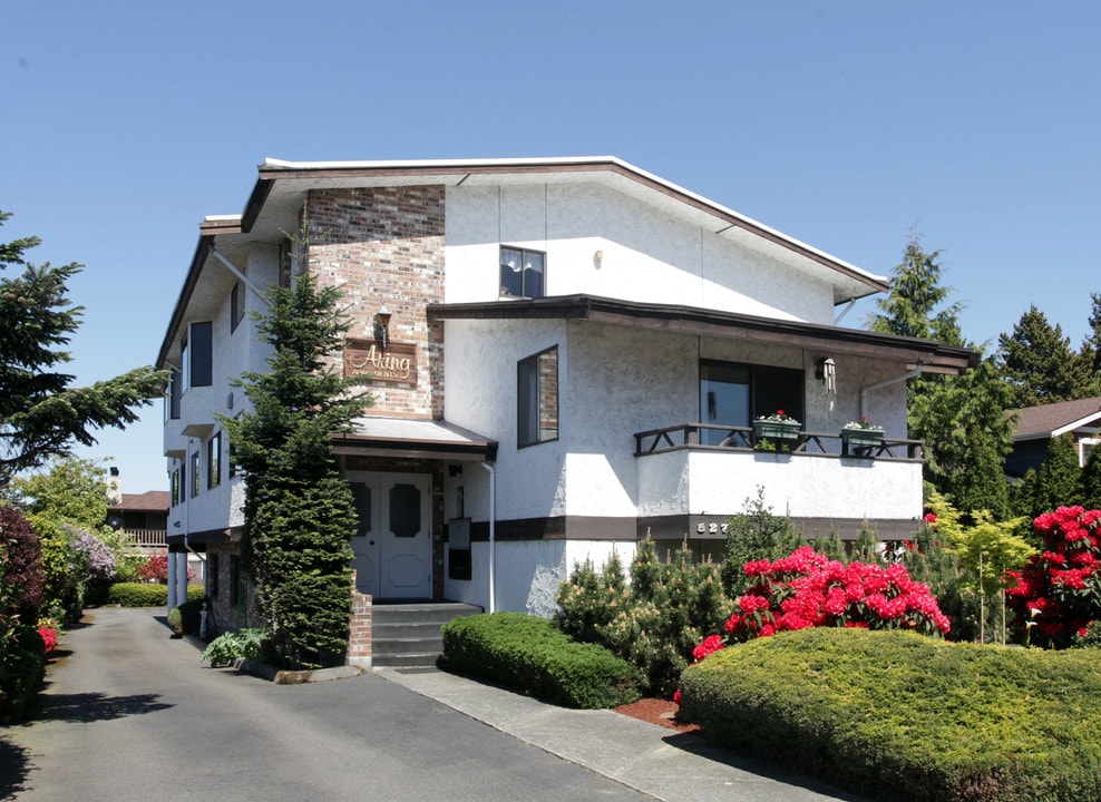 Aring Apartments in Edmonds, WA - Foto de edificio