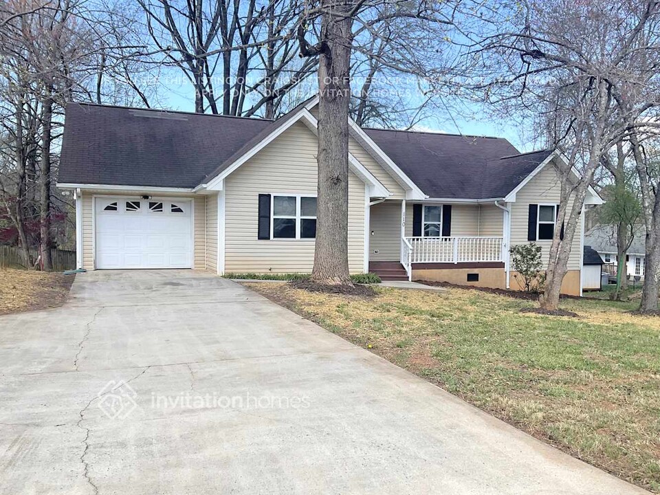 110 Cartway Ln in Statesville, NC - Building Photo