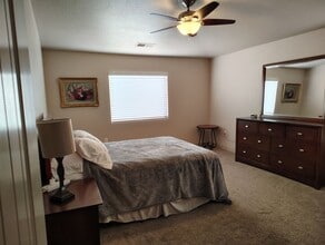 364 E Todd Pl in Washington, UT - Building Photo - Building Photo