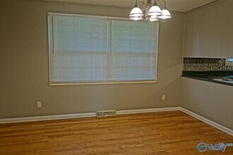 7805 Hilton Dr SW in Huntsville, AL - Building Photo - Building Photo