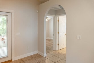 1106 High Meadow Dr in Tallahassee, FL - Building Photo - Building Photo
