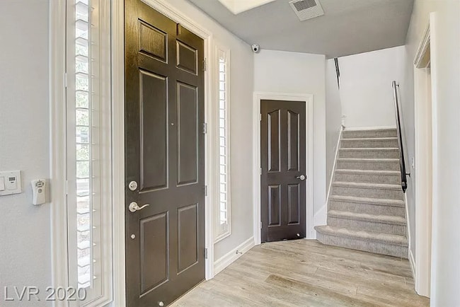 948 Coatbridge St in Las Vegas, NV - Building Photo - Building Photo