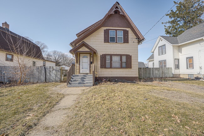 property at 2308 Fremont St