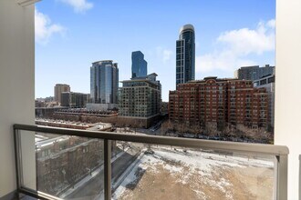 1235 S Prairie Ave in Chicago, IL - Building Photo - Building Photo