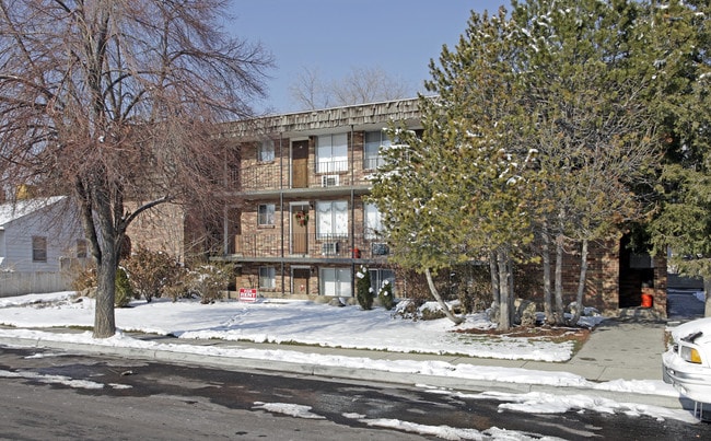 435 E Warnock Ave in Salt Lake City, UT - Foto de edificio - Building Photo