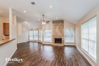5334 Hazel Grove Dr in Houston, TX - Building Photo - Building Photo