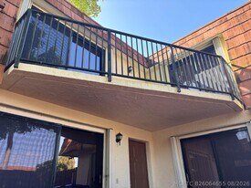 1701 S Coral Terrace in North Lauderdale, FL - Building Photo
