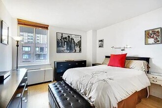333 Rector Pl in New York, NY - Building Photo - Building Photo