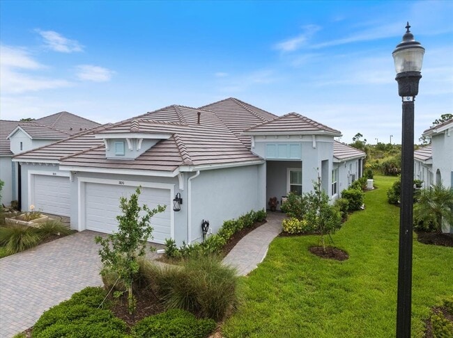 property at 18050 Franklin Park Ct