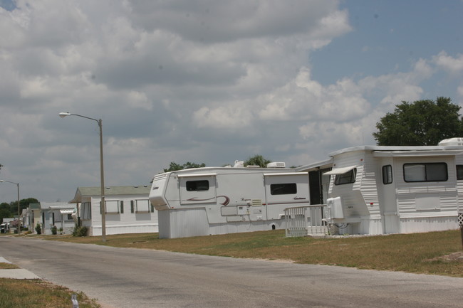 Waters Edge RV Resort in Zephyrhills, FL - Building Photo - Building Photo