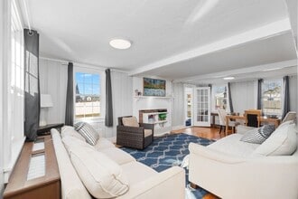 32 Woodside Ave in Wareham, MA - Building Photo - Building Photo