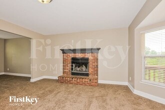 15 Declaration Trail in O'Fallon, MO - Building Photo - Building Photo