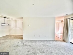 405 Christopher Ave, Unit 12 in Gaithersburg, MD - Building Photo - Building Photo