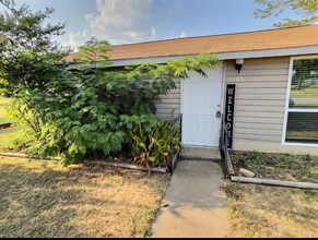105 Michael Ln in Weatherford, TX - Building Photo - Building Photo